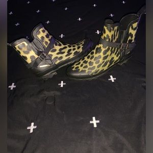 Ladies size 10.5 rain boots
